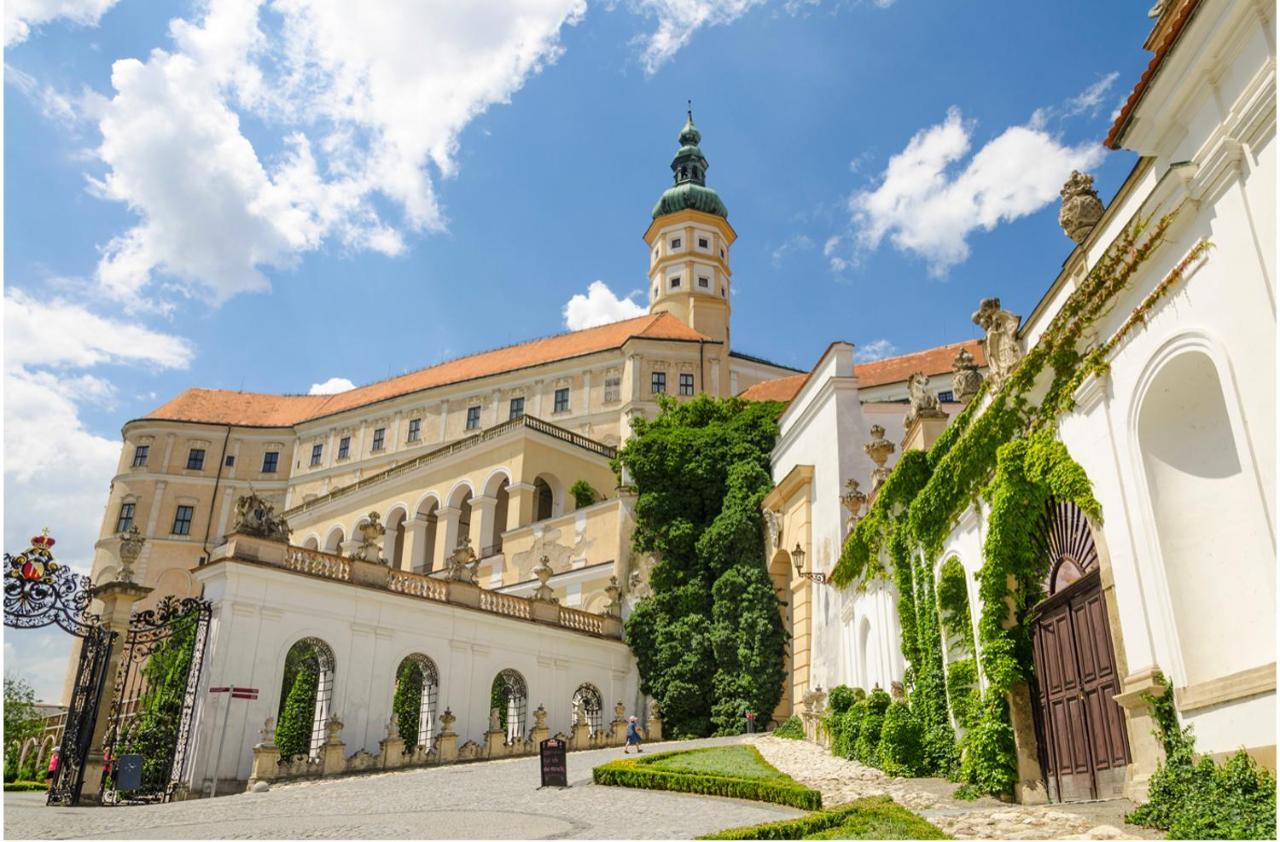 Poetic Apartment Mikulov Exterior foto